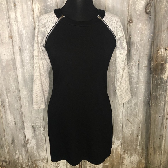 Trixxi Dresses & Skirts - Zipper dress